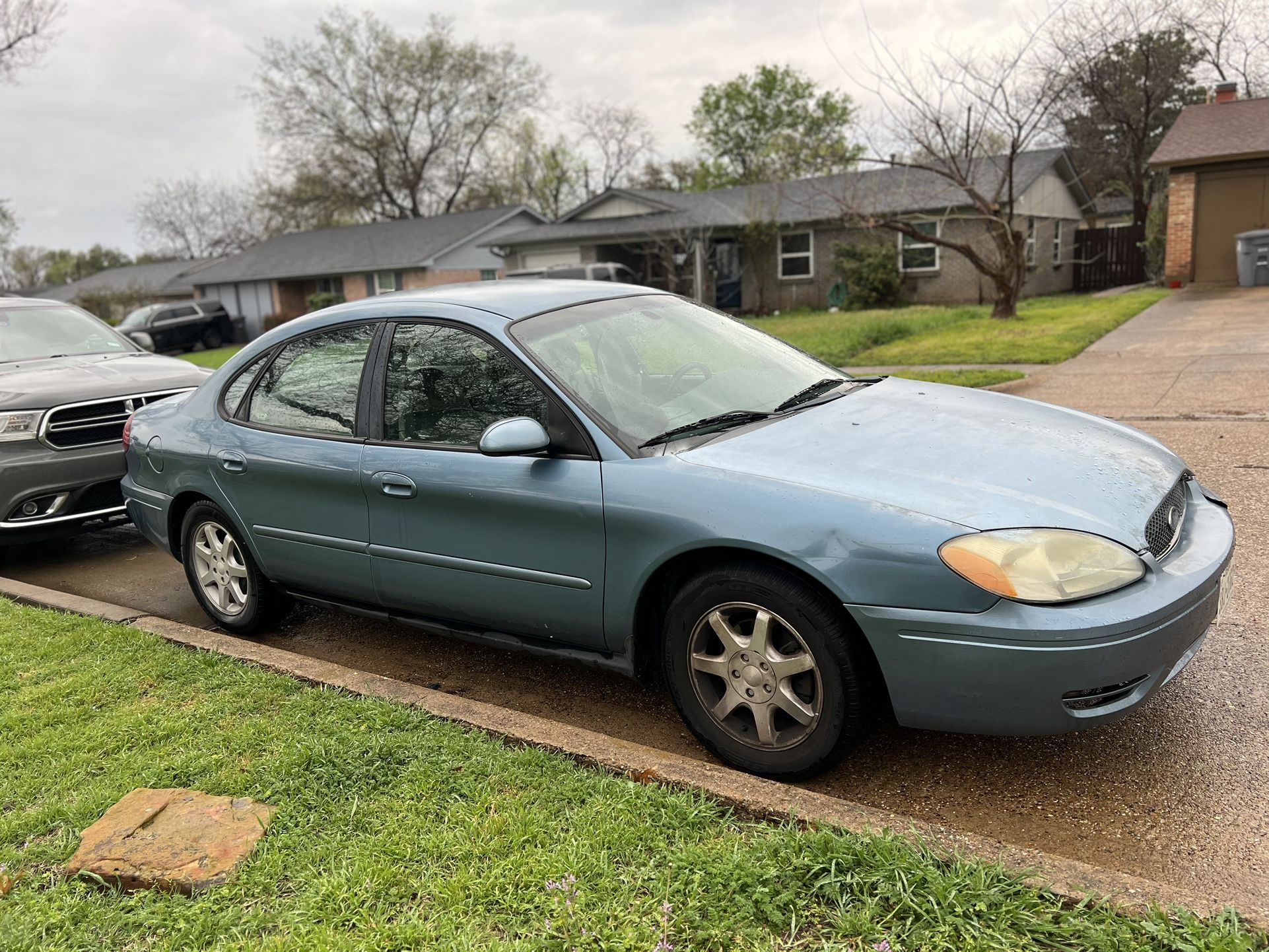 2006 Ford Taurus