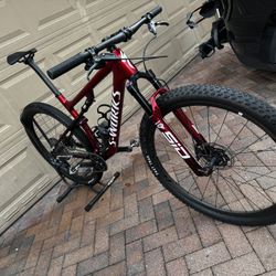 For Sale SPECIALIZED EPIC S-WORKS - Size Large 