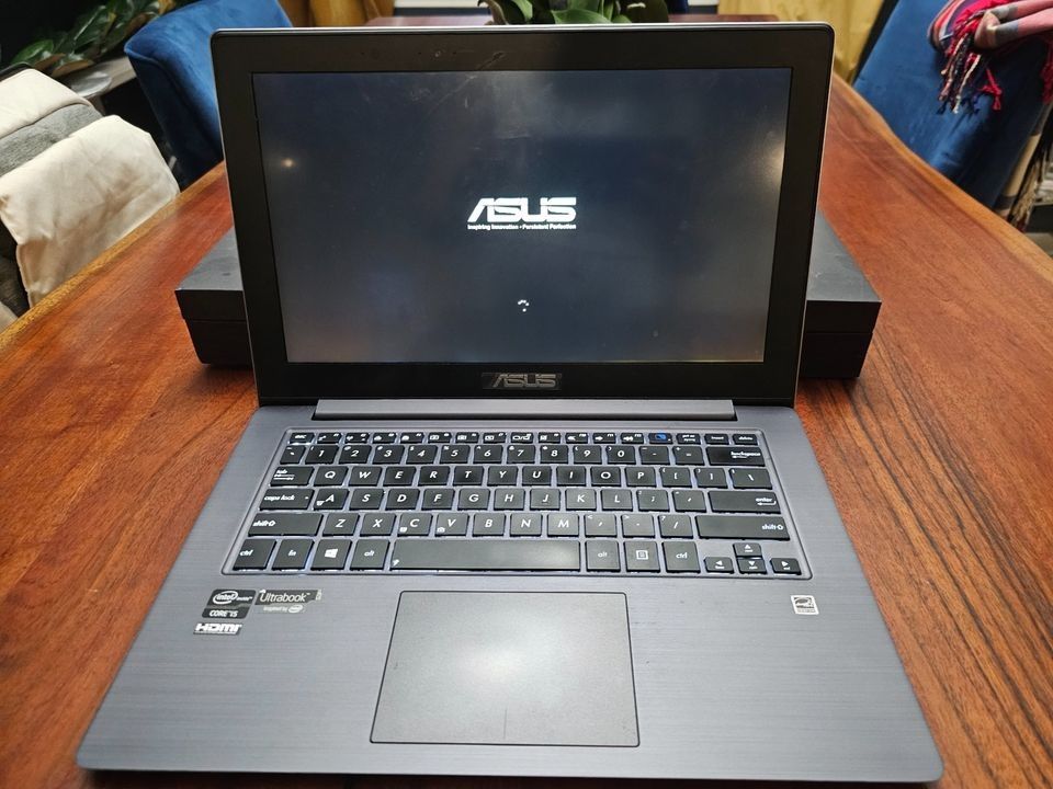 Asus Taichi 31 13" Dual Monitor Laptop