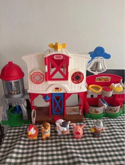 Farm house toy