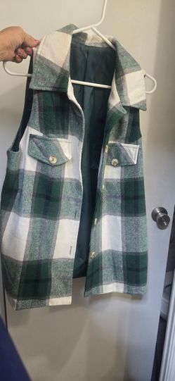 Womams cardi/long vest. LG. $10