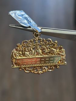 10kt gold last supper charm