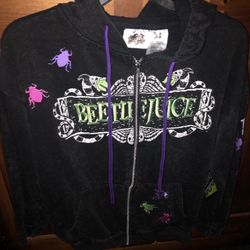 BEETLEJUICE LADIES BLACK EMBROIDERED ZIP UP HOODIE SZ XS NEW