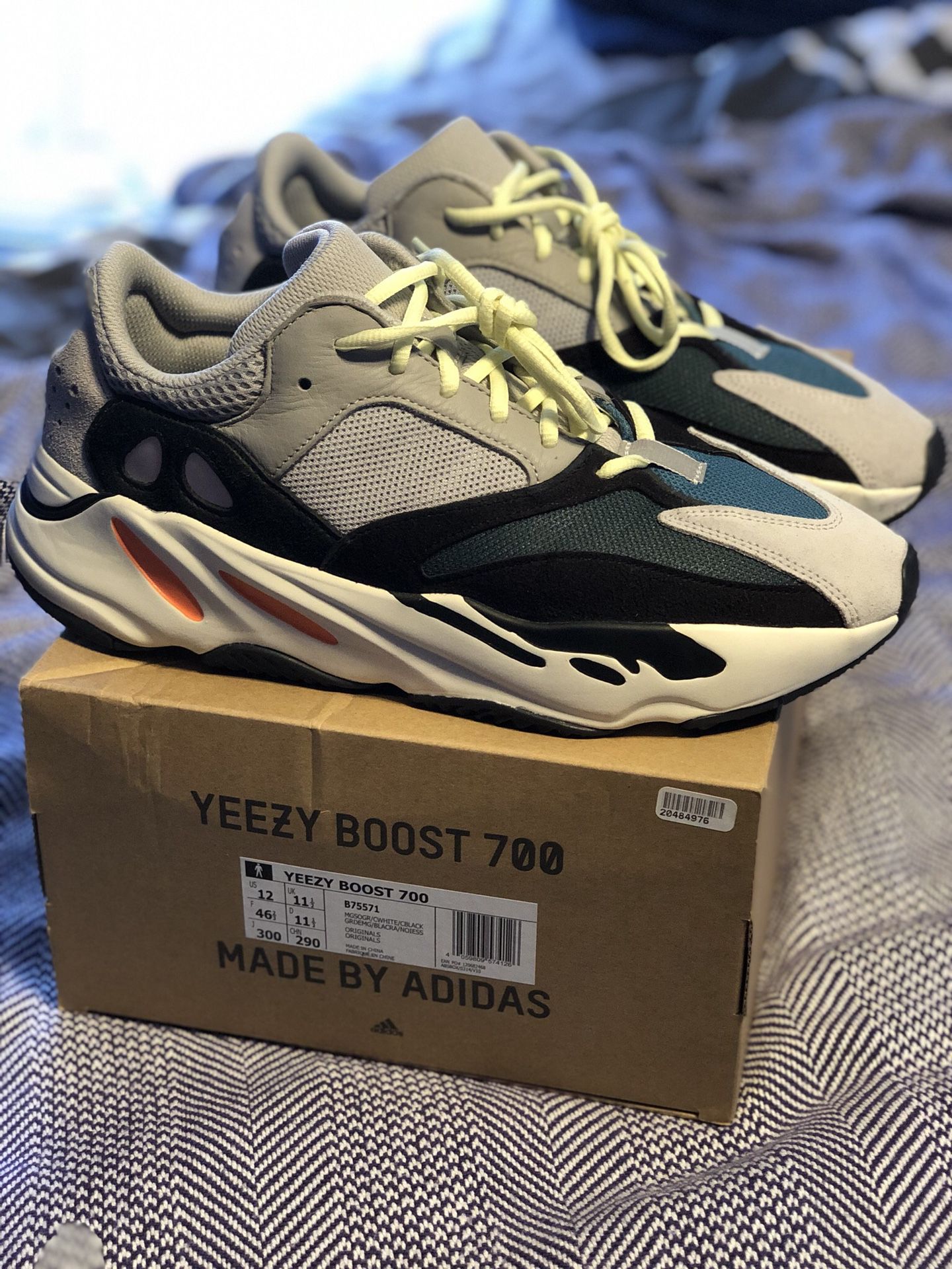 Yeezy 700 size 12 “Wave Runner” in great condition