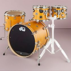 DW Collector’s Amber Satin Oil