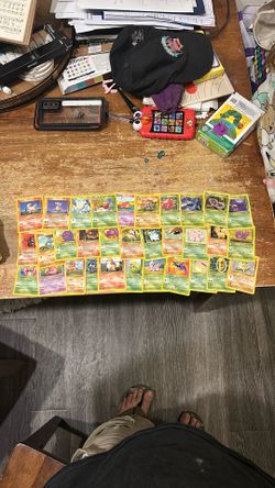 33 Vintage Pokemon Card Lot