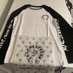 Chrome heart sleeves shirt