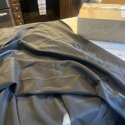 120” Round Black Tablecloths