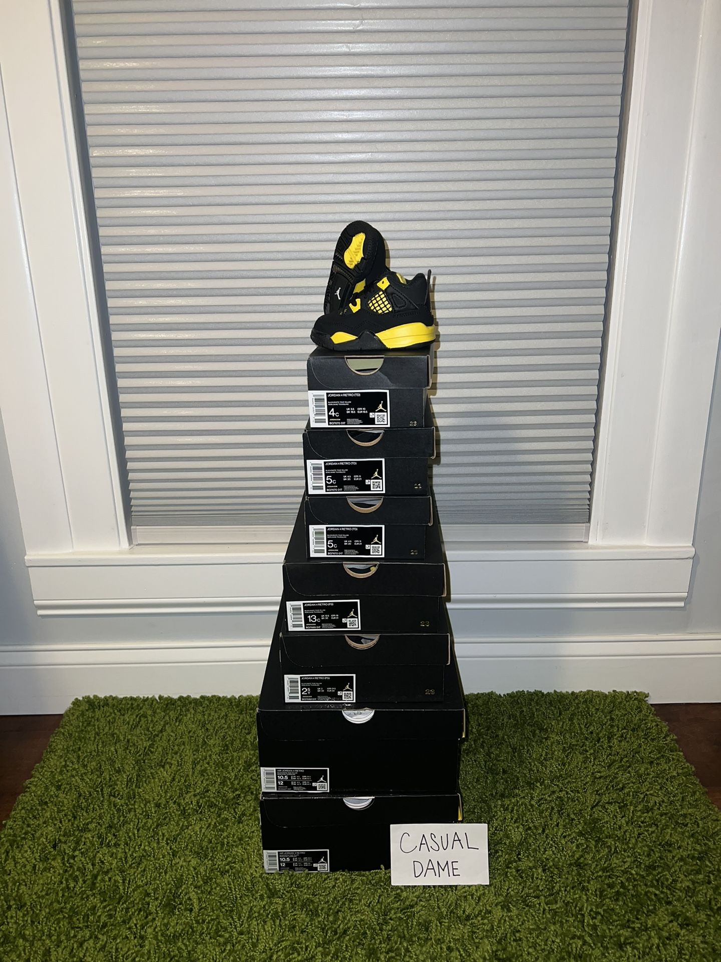 Jordan 4 Retro Thunder (2023) *Prices In Description*