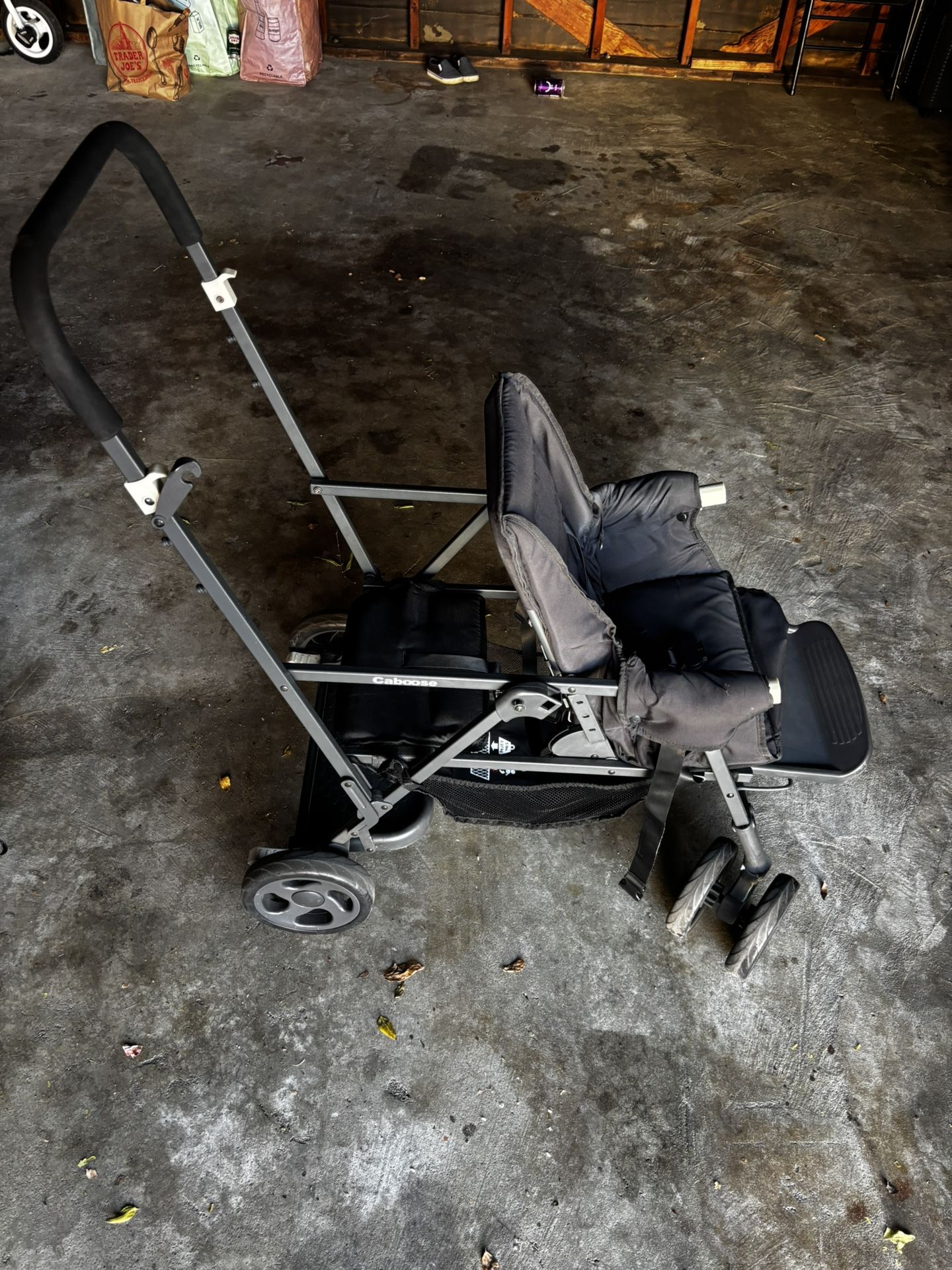 Joovy Caboose  Sit & Stand Tandem Double Stroller