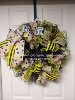 Bumble Bee Wreath