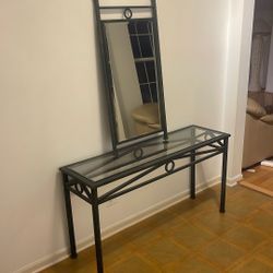 Entry Table With Mirror 