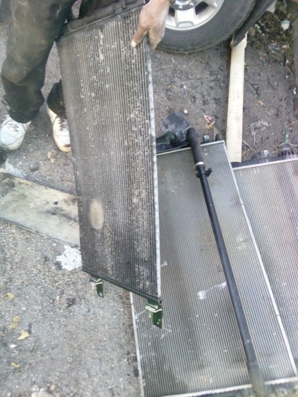 2012 F-250 Diesel Radiator All Three