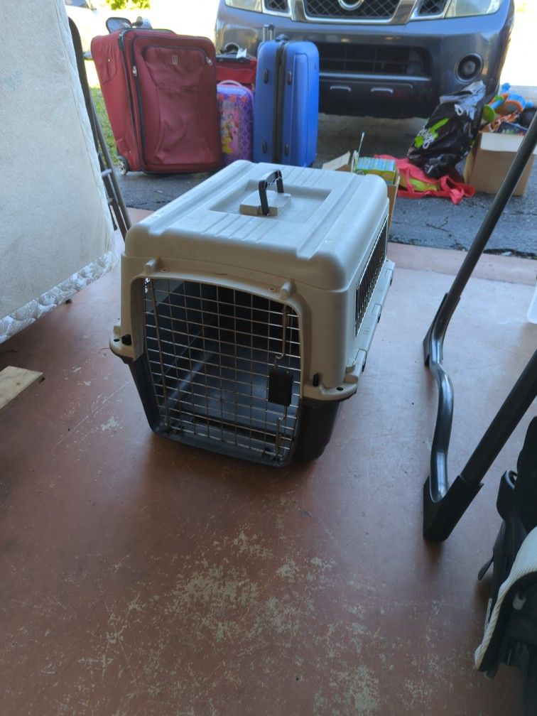 Dog Crate Pet carriers & Houses