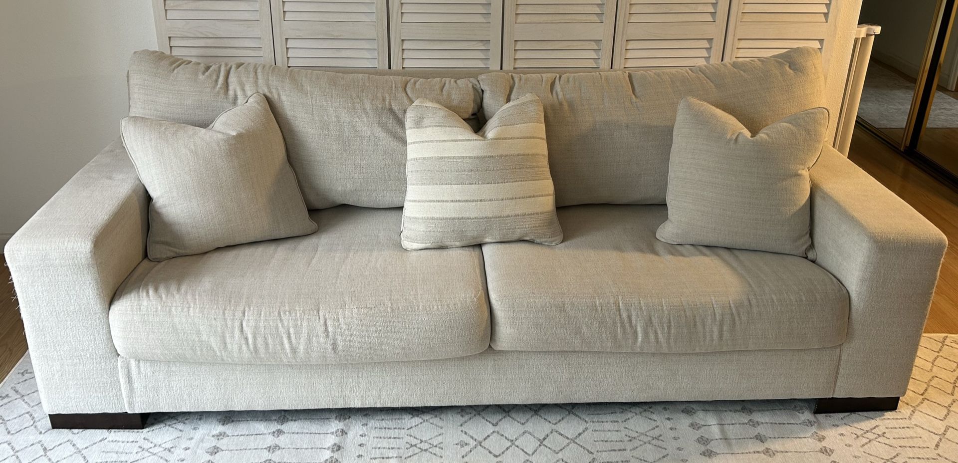 Free Couch