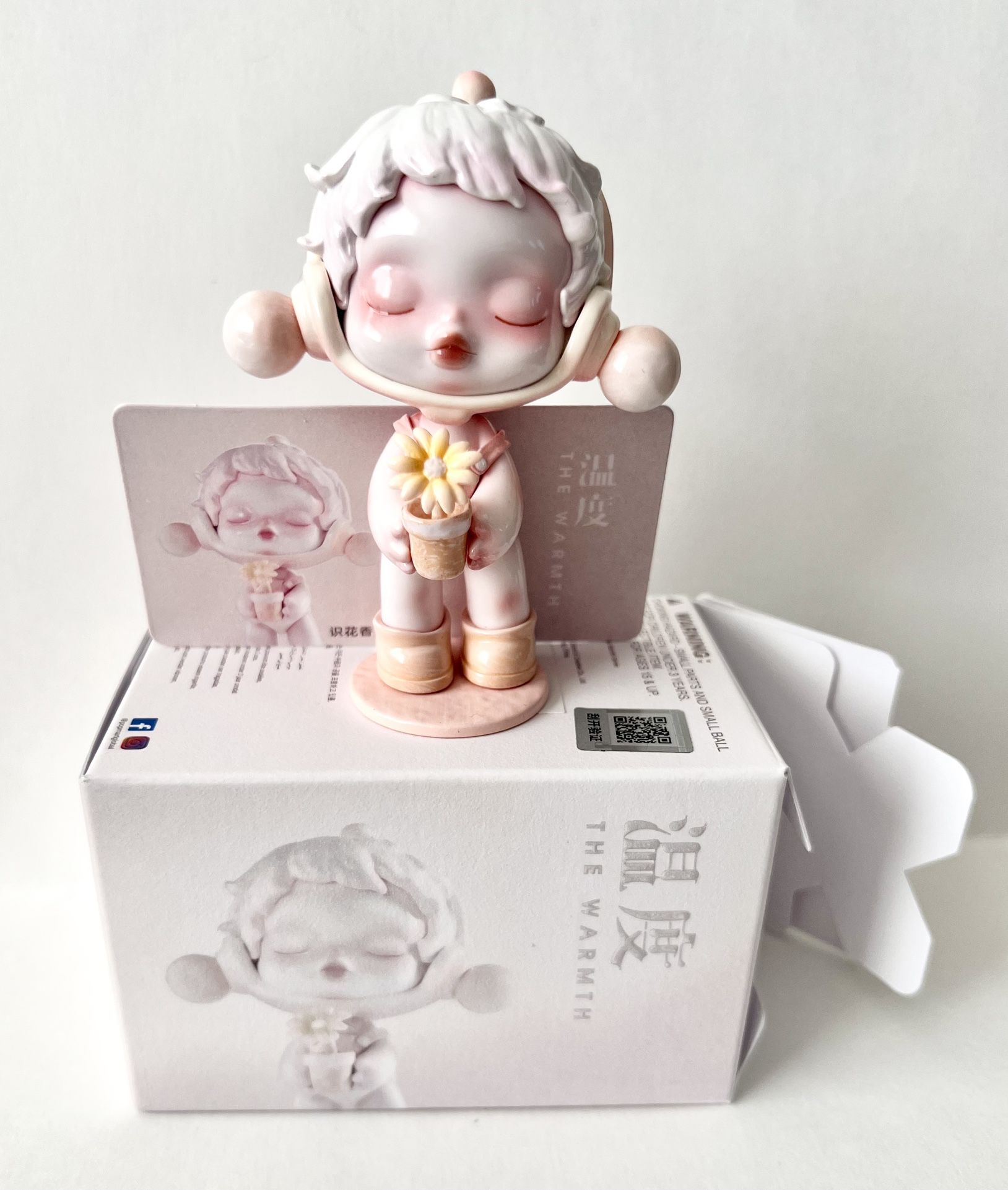 Authentic Pop Mart Skullpanda The Warmth Series The Scent 