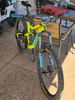 2017 Giant Trance 27.5