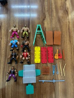Wwe wwf knuckle crusher figures