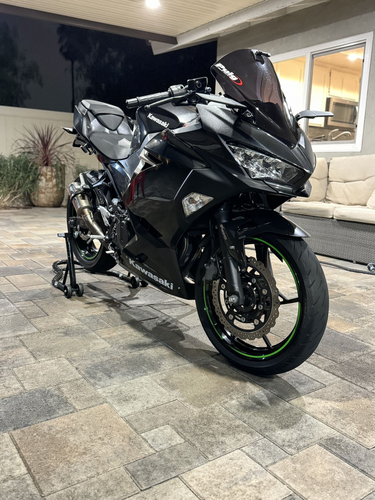 2022 Kawasaki Ninja 400