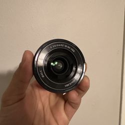 Sony E 16-50mm 3.5-5.6 OSS Lens