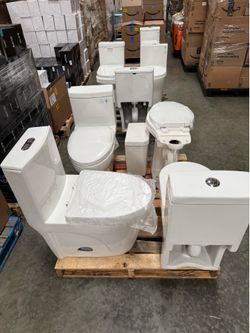 8 Pieces of Brand New Toilets