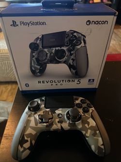 Used PS5 Nacon Pro Controller (controller, box, weights, usb only