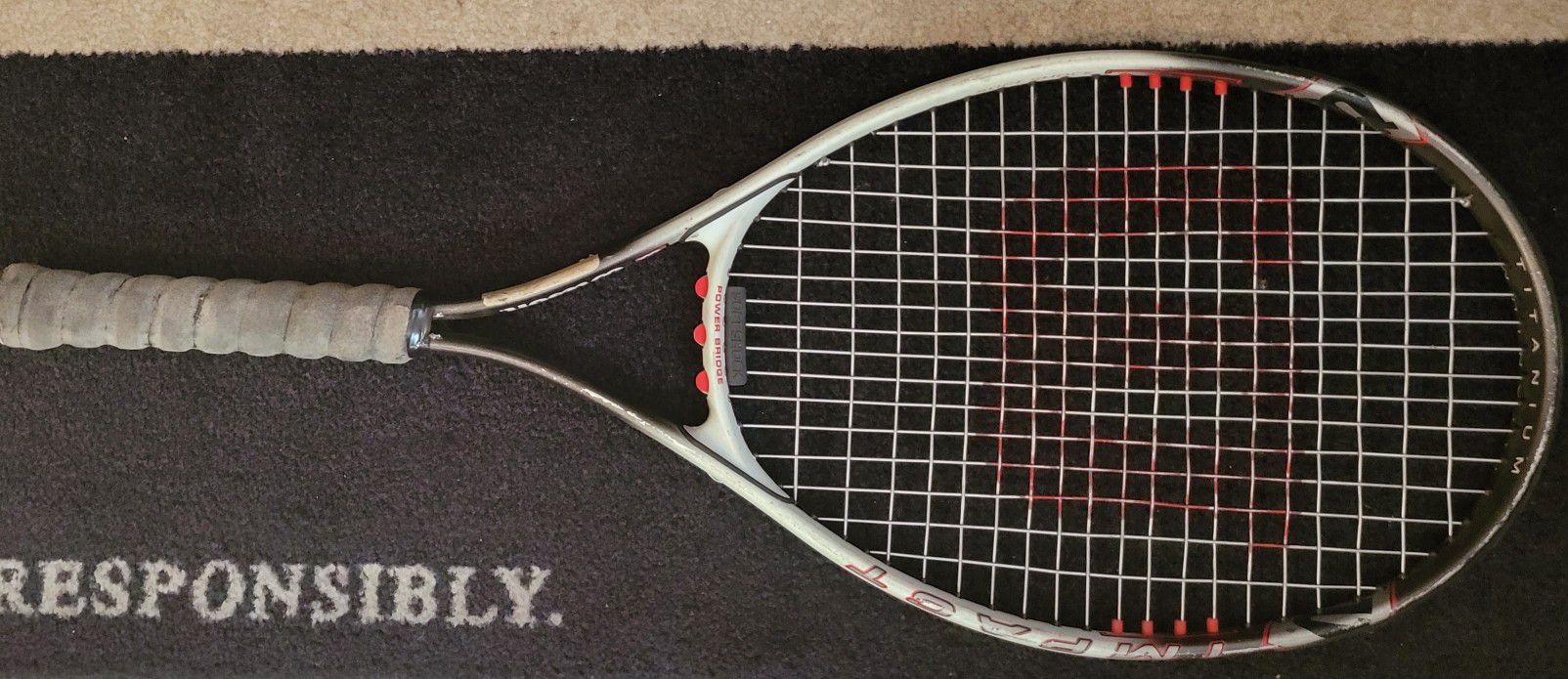 Tennys Wilson racket