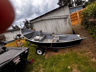 Rogue river boat
