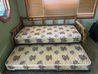 Trundle day bed