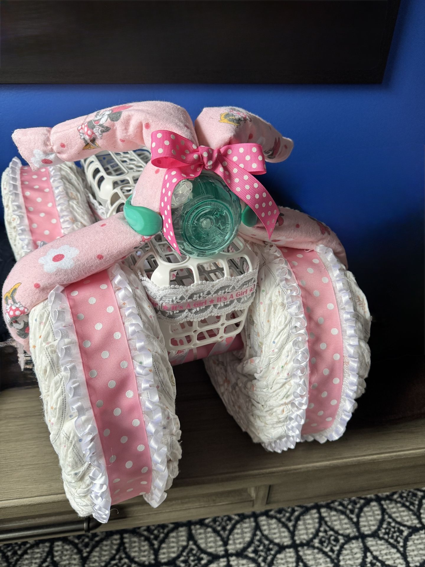 Baby shower - 4 Wheeler - Huggies Plus Diapers Size 1