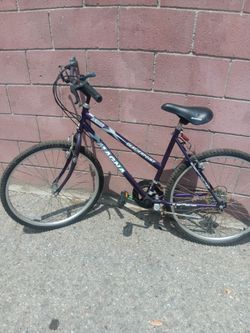 !! Bicycle  MAGNA GLACIER 26 In Wheels Back Brake Needs Adjustment Firm Price 