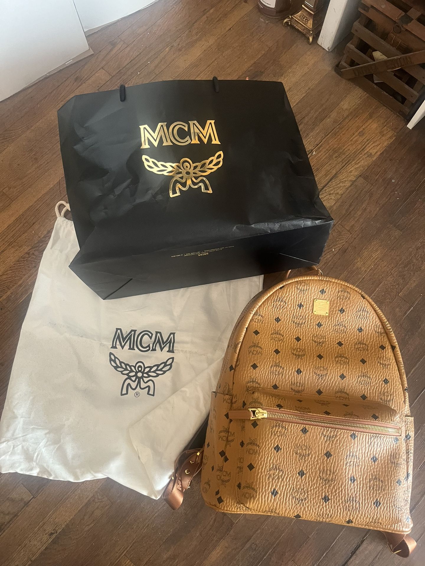 MCM BACKPACK NEGOTIABLE