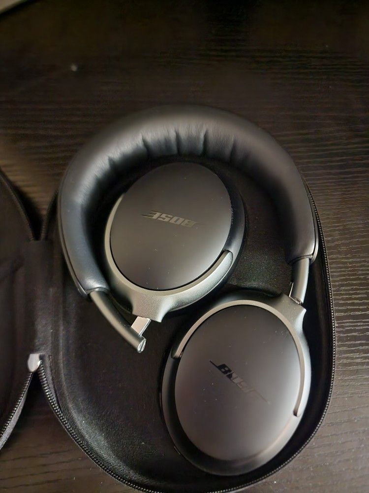 Bose QuiteComfort Ultra Noise Cancelling Wireless Headphones