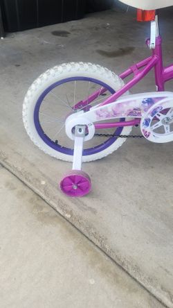 16" Little Girsl Bike Rode Twice Firm Price  . Sells 70