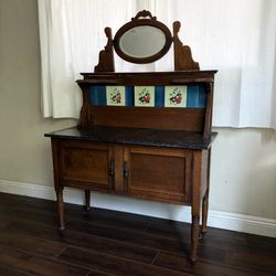 Antique 20th C Victorian Ornate Vanity