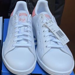 New Women Adidas Stan Smith Sz 8 - $40