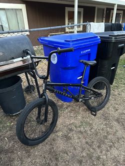 Elite bmx bike