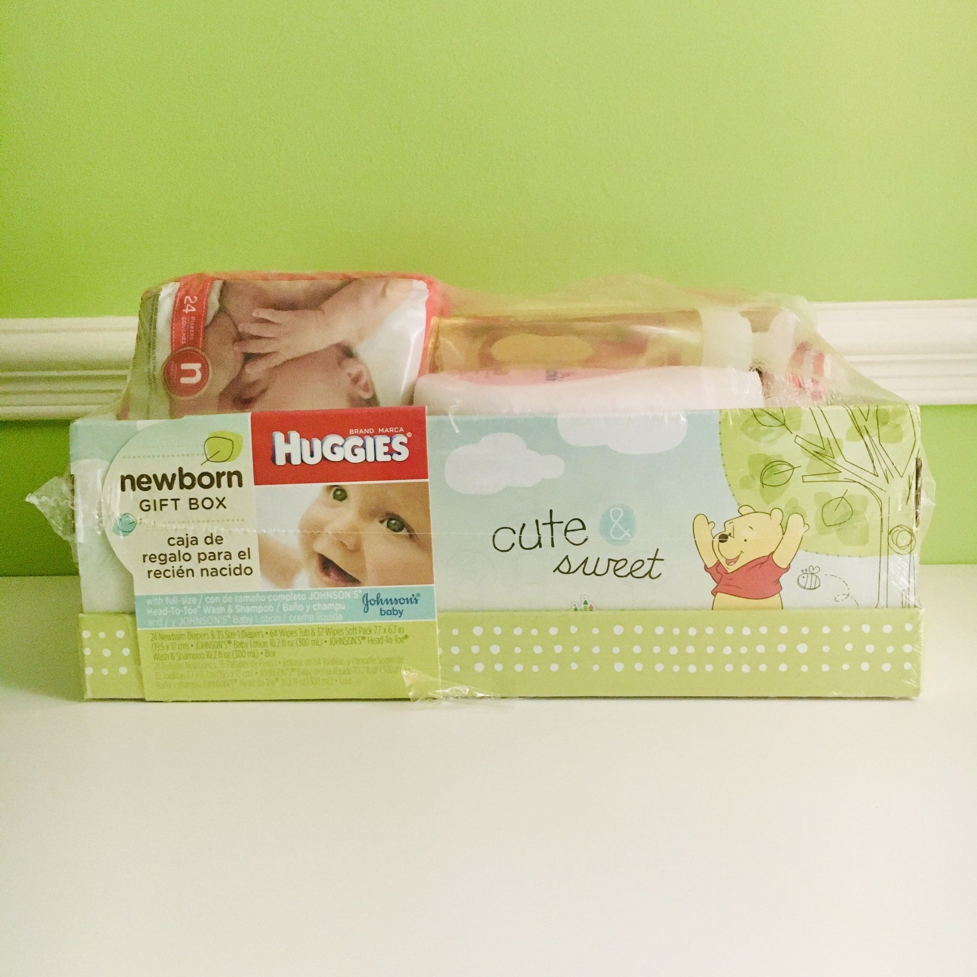 Huggies Newborn Gift Box