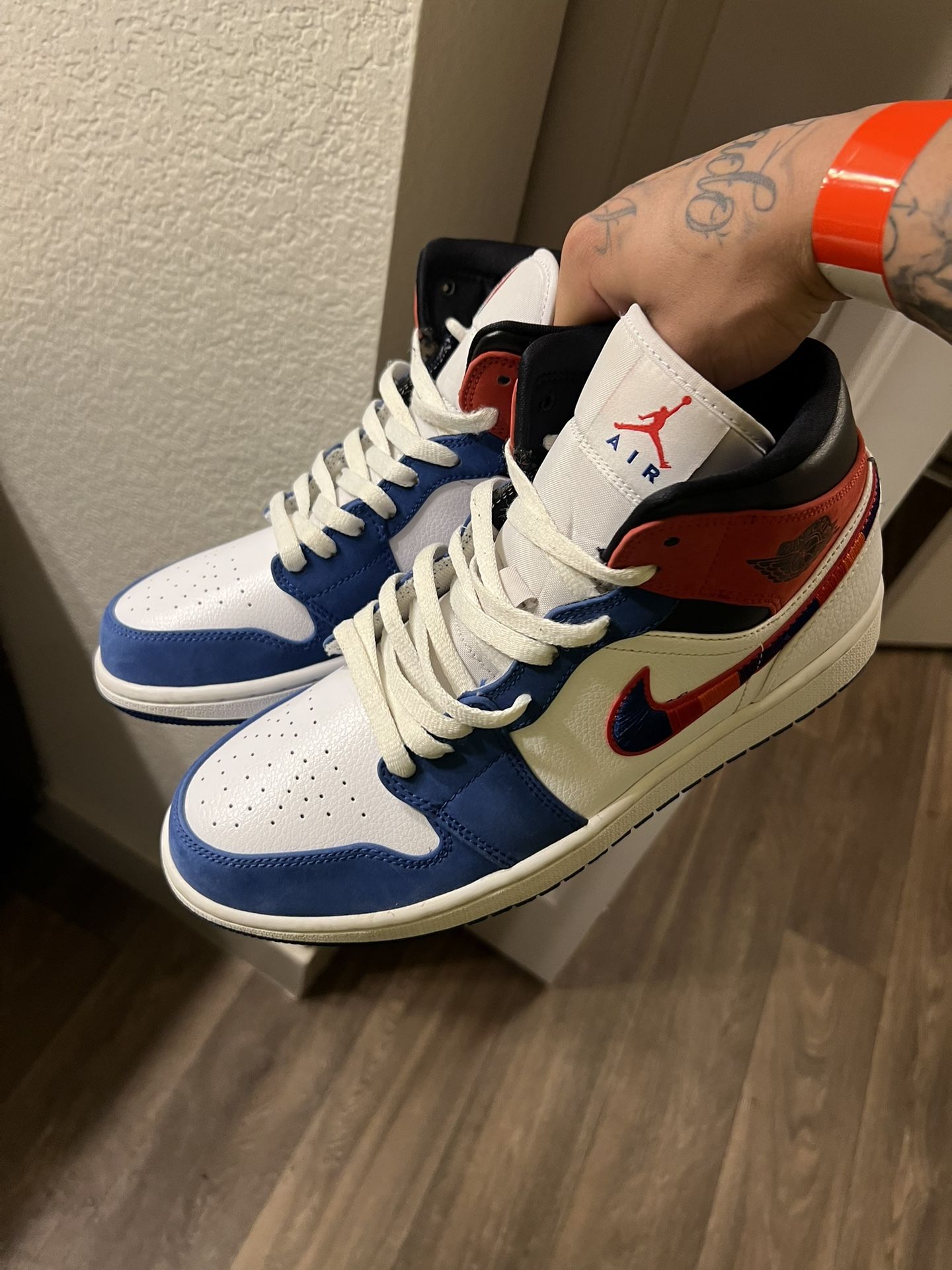 Jordan Mid Rush Blue University Red