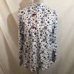 Northcrest White Long Sleeve Mock With Blue Snowflakes - Womens L, NWT, Bust 23”