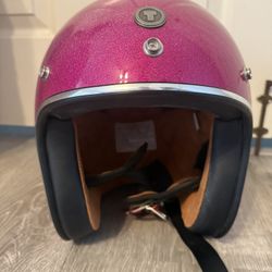 Like New DOT Women’s Motorcycle Helmet