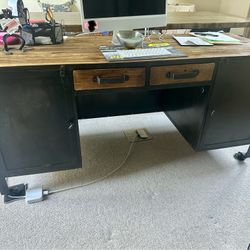 Wood Metal Desk 5x2