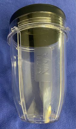NEW 24 Oz. Clear Nutri Ninja Cup with Black Twistable Spout Sip & Seal Lid