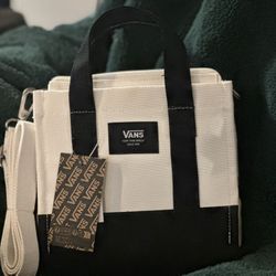 BRAND NEW VANS BLACK WHITE Lil Pergs Tote Bag w/ TAGS STILL$30/OBO