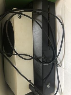 2 Xbox’s + Controllers
