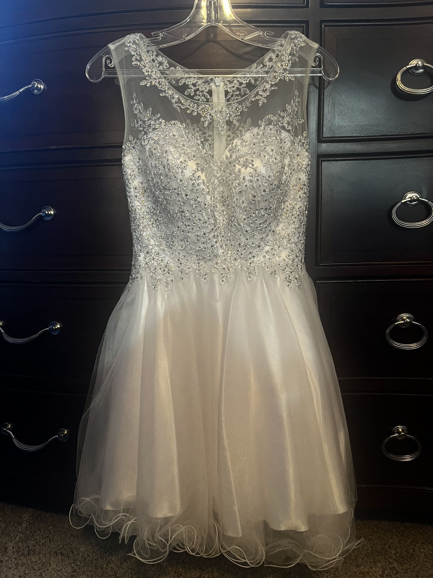 White Quinceañera Dama Dress Or For Any Occasion (Vestido Blanco)