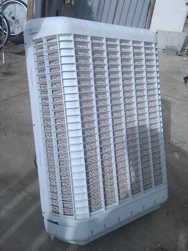 Swamp cooler working great I can show it needs the switch to change