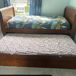Twin Bed Wooden Bed With Pull Out Trundle 