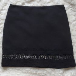 TOPSHOP black mini skirt with flower lace accent sz 6