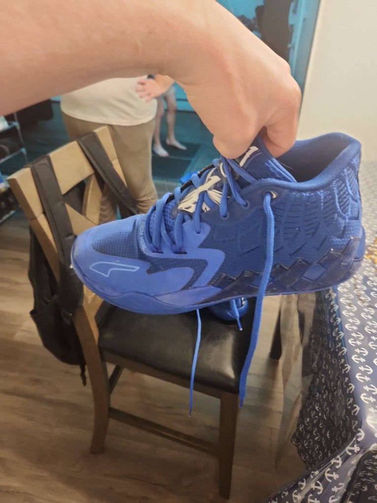 PUMA MELO SNEAKERS